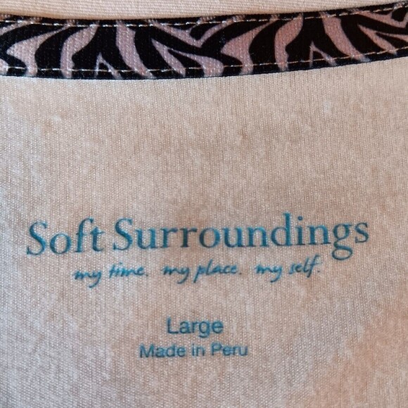 Soft Surroundings Women's Size L White/Ivory 3/4"  Sleeve V-Neck Long Tunic Tee - Picture 3 of 5